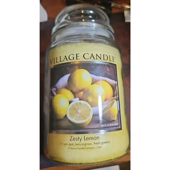 Village Candle Zesty Lemon Large 21.25 FL Oz Jar 2 Wick Candle Hard To Find - Picture 1 of 3